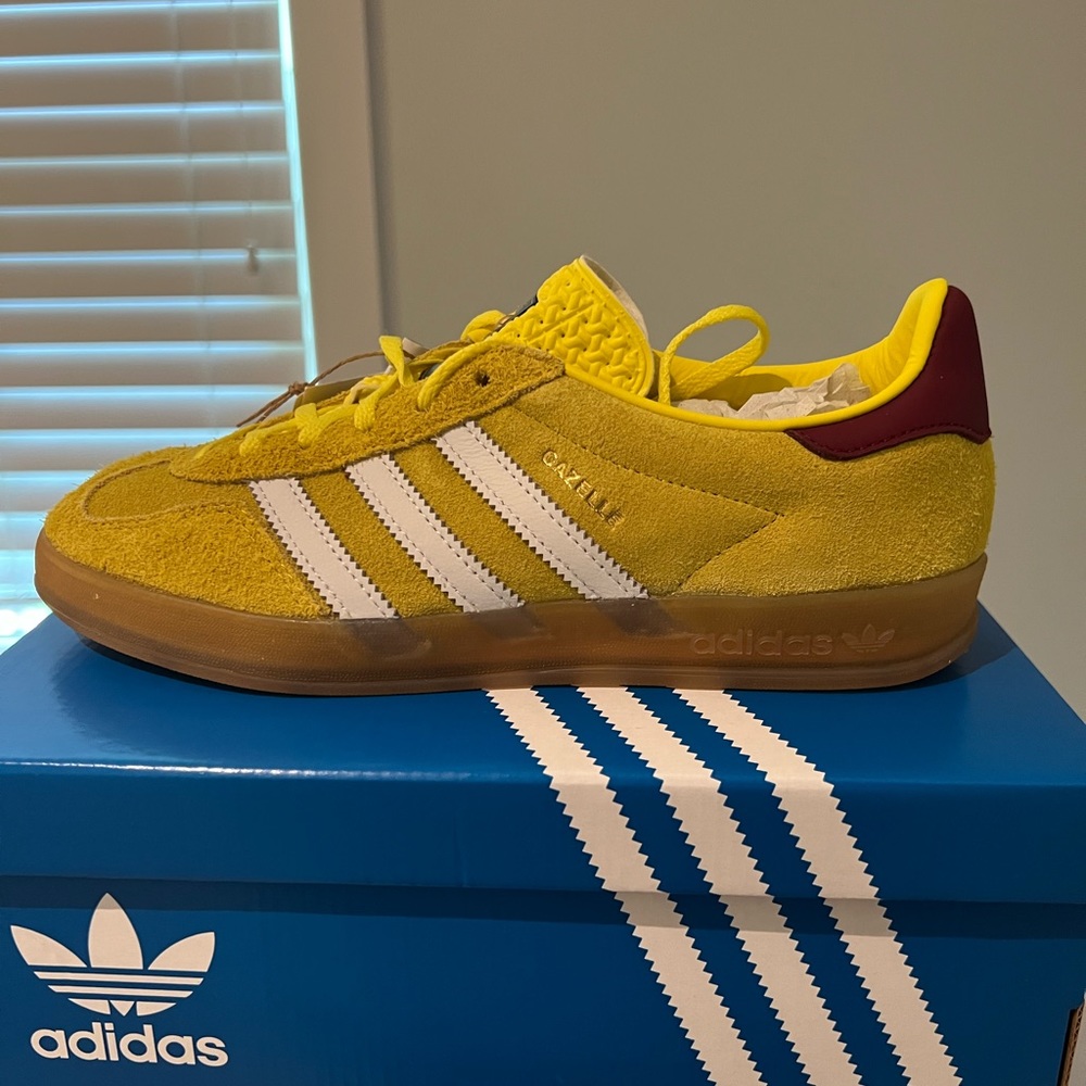 adidas Originals Gazelle “Collegiate” Indoor Women's shoe